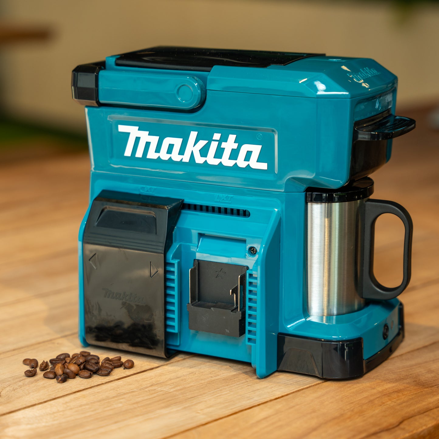 Makita 牧田充電式咖啡機