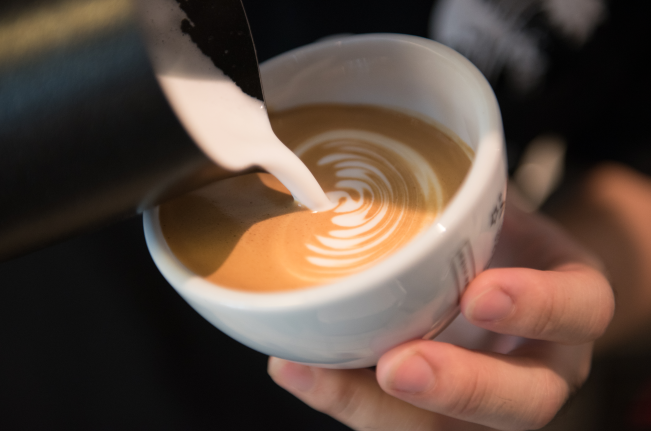 拉花工作坊 - sensory ZERO, Specialty Coffee, Artisan Coffee, Coffee Workshops, Premium Coffee Beans, Coffee Brewing Equipment, Online Coffee Store, Coffee Gifts, Hong Kong Coffee, Freshly Roasted Coffee, Coffee Subscriptions, Coffee Accessories,  Tea Products, Gourmet Drinks, Wholesale Coffee Supply, B2B Coffee Solutions, 精品咖啡, 手工咖啡, 咖啡工作坊, 優質咖啡豆, 咖啡冲泡器具, 網上咖啡商店, 咖啡禮品, 香港咖啡, 新鲜烘焙咖啡, 咖啡訂閱, 咖啡配件, 美味飲品, 批發咖啡供應, B2B咖啡解决方案, B2B咖啡解決方案